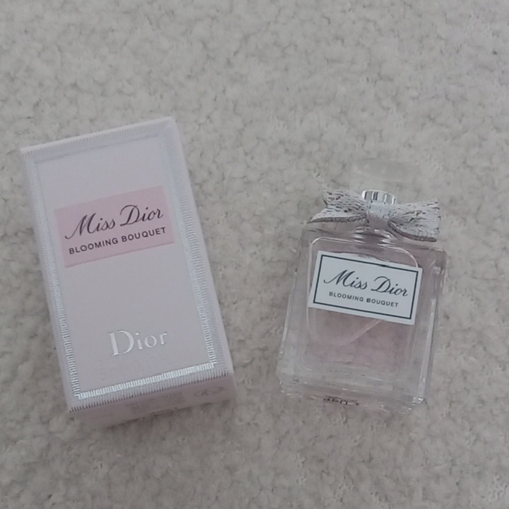 Dior Miss Dior Blooming Bouquet with Pink Tint